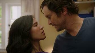 Splitting Up Together Oliver Hudson Shows Off Sexy Dance Moves