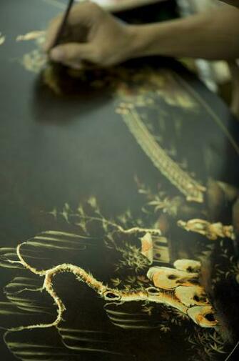 Chinoiserie Wallpaper Designs