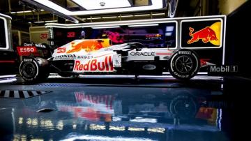 Photos All Angles Of Red Bull S Special Livery Racingnews365