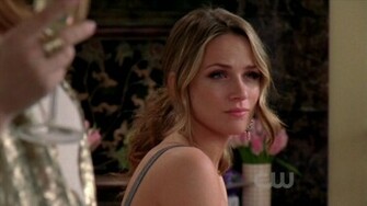 Shantel Vansanten Wallpaper