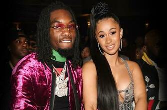 Offset Shares Nude Photo Of Pregnant Cardi B Gushes Over