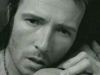 Scott Weiland Mary Gp Motor Wallpaper