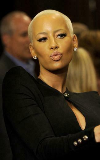 Amber Rose Wallpaper