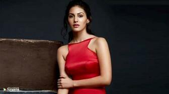 Amyra Dastur Wallpaper Bollywood Hungama