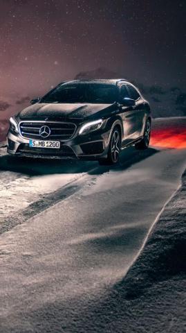 Mercedes Gla Wallpaper Group