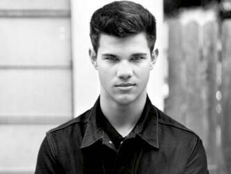 Taylor Lautner Wallpaper