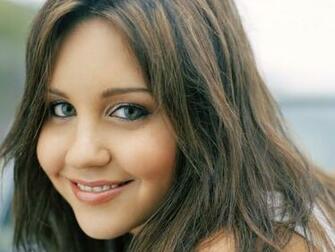Amanda Bynes Desktop Wallpaper For Widescreen HD
