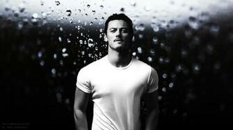 Luke Evans Bw By Renstrangel