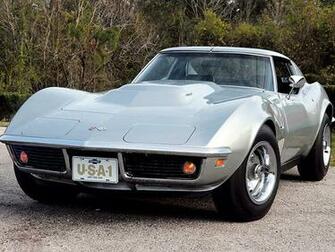 Chevrolet C3 Corvette Stingray Silver Driver Side Front
