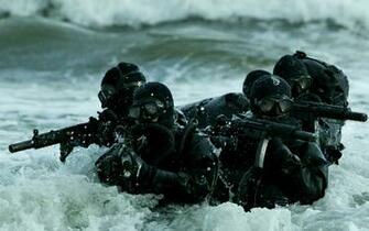 Marine Commandos Wallpaper Combat Swimmers Group Waves Sea Guns
