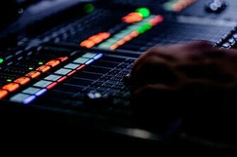 Sound Pictures Hq Image