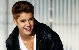 Justin Bieber HD Wallpaper Windows