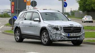 Mercedes Glb Our Best Look Yet Thanks To New Spy Shots