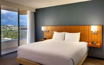 Hotel Hyatt Place Waikiki Beach Honolulu Hi Booking