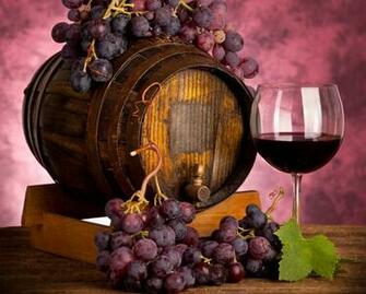 Desktop Wallpaper Of Wine Red Glass For
