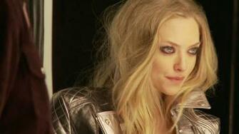 Amanda Seyfried HD Desktop Wallpaper Screensaver Background
