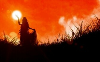 Wallpaper Grass Sun Dress Gypsy Woman