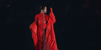 Watch Rihanna S Super Bowl Halftime Show Performance