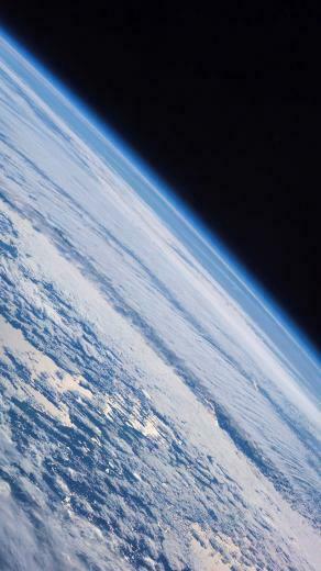 Ios7 Earth Cosmos Parallax HD iPhone iPad Wallpaper