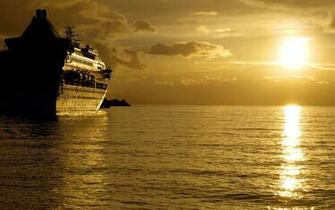 Cruise Ship Wallpaper