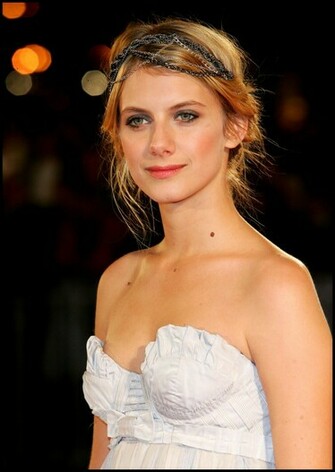 Melanie Laurent Wallpaper Popular Pictures
