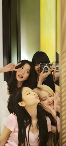 Blackpink Wallpaper In Black Pink Instagram