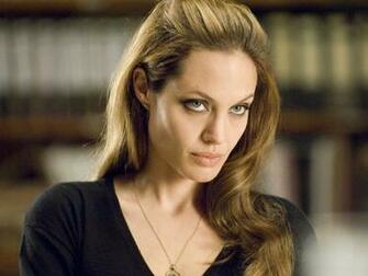 Angelina Jolie Wallpaper