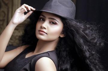 Ultra HD Anupama Parameswaran Wallpaper
