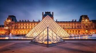 Louvre Museum Paris Wallpaper