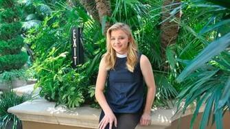 Chloe Moretz HD Wallpaper Wide Desktop American