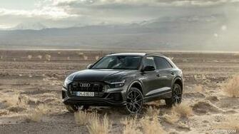 Audi Q8 Color Daytona Grey Front Three Quarter HD