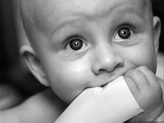 Cute Baby Innocent Eyes Wallpaper HD