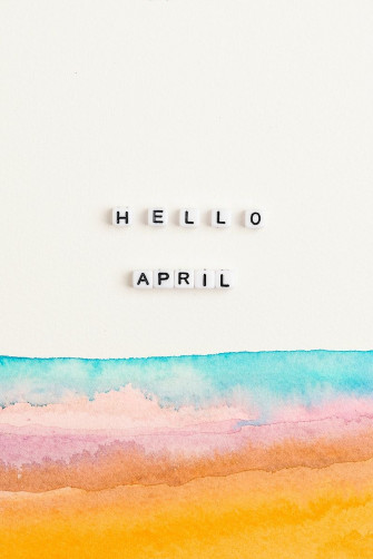 Hello April Beads Text Typography Wallpaper