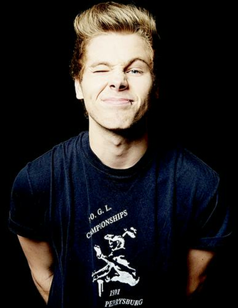 Luke Hemmings Image Wallpaper And