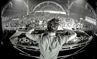 Martin Garrix Wallpaper