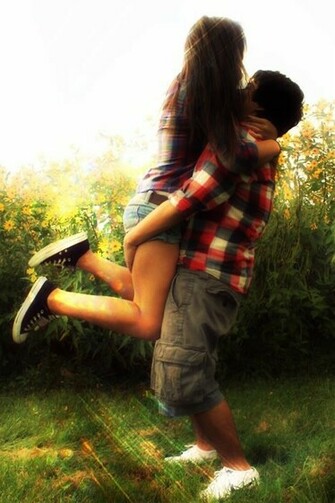 Couple Hug Wallpaper Lovepicx