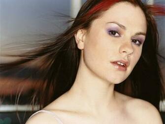 Anna Paquin Wallpaper