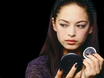 Kristin Kreuk Wallpaper Beautiful Pictures And