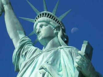 Air Skylane Over Statue Of Liberty Guna