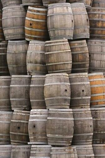 Wine Barrels Wallpaper Winebarrels