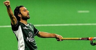 Field Hockey Player Beautiful Wallpaper