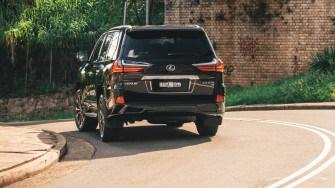Lexus Lx570 S Re Drive