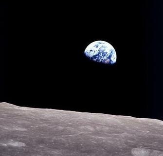 Apollo Earthrise Nasa
