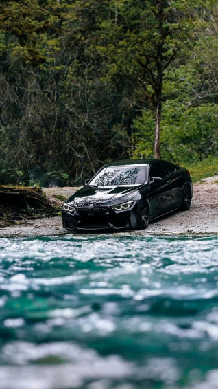 Bmw M4 In Wallpaper