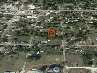 Illinois Midwest Living On One Third Acre Lot Landcentral