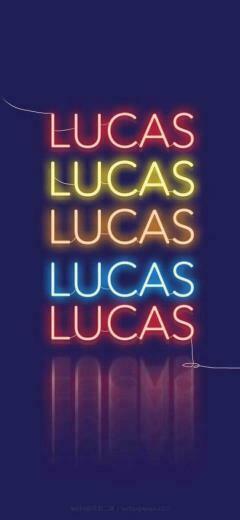 Text The Contrasted With Dark Blue Solid Background