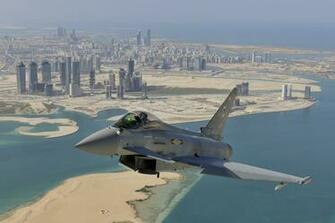 4k Wallpaper Body Trainer Fighter City Flight Dubai Multi