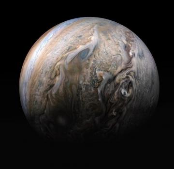 In Photos A Year At Jupiter As Seen By Nasa S Billion