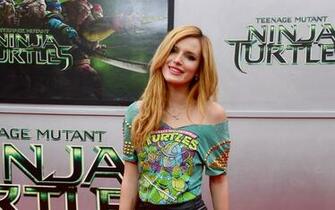 Bella Thorne Widescreen Wallpaper Pictures