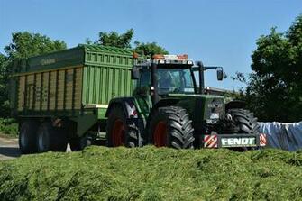 Fendt Favorit Crown Tractor Machine